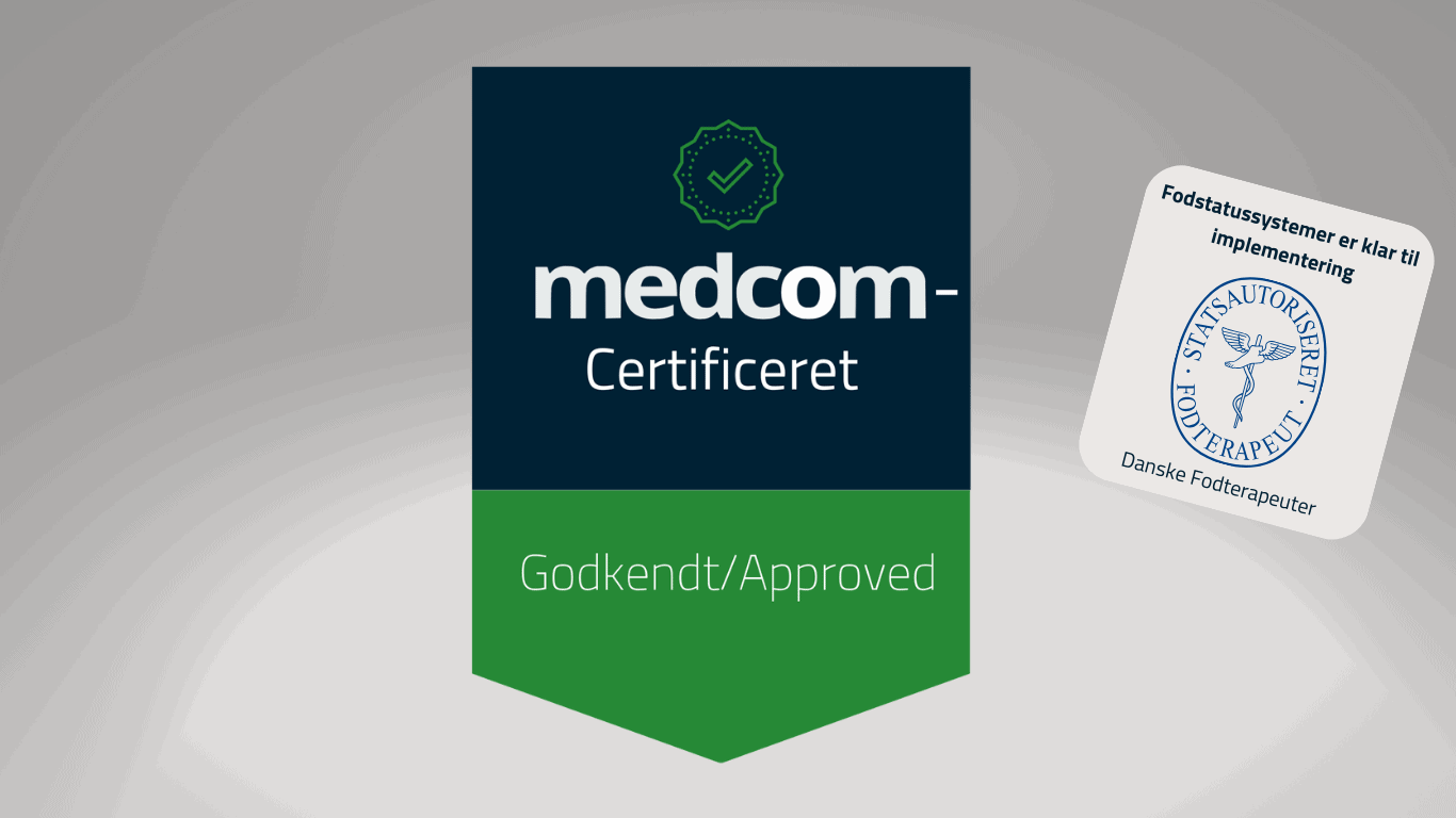 MedCom-Certificeringslogo sammen med logo af Danske Fodterapeuter med teksten "Fodstatussystemer er klar til implementering".